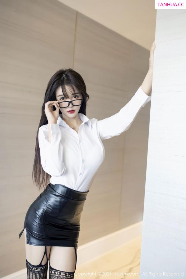 [XiuRen]高清写真图 2021.01.06 No.2976 南初妹妹